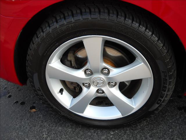 Mazda 3 2006 photo 2