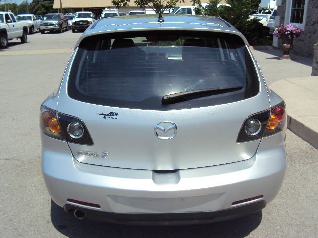 Mazda 3 2006 photo 3