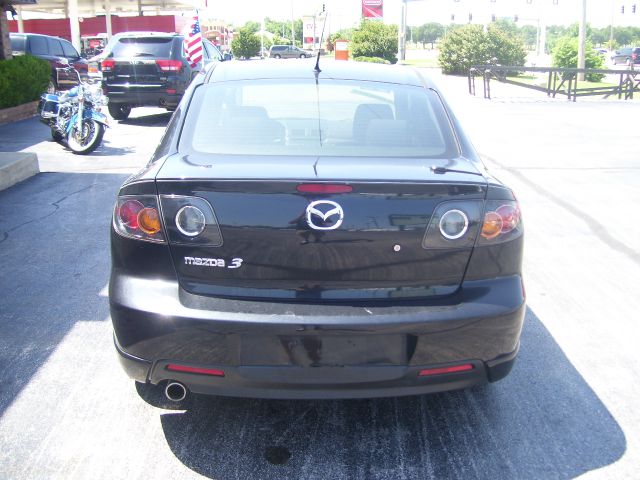 Mazda 3 2006 photo 2