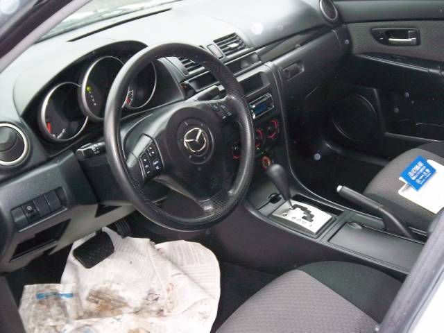 Mazda 3 2006 photo 4