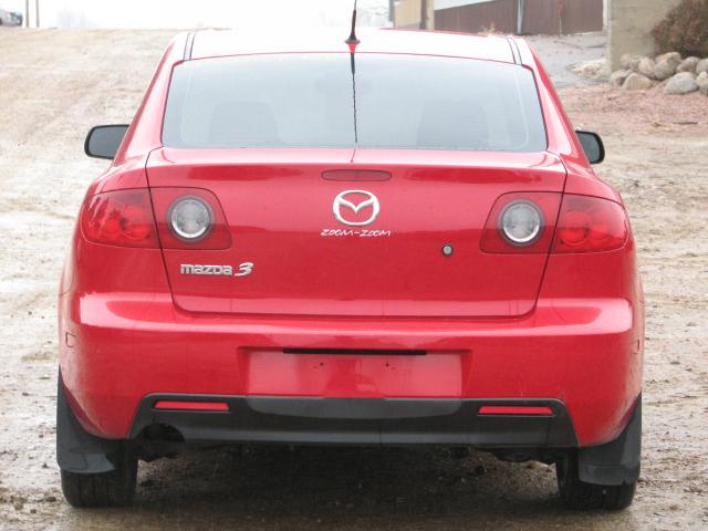 Mazda 3 2006 photo 2