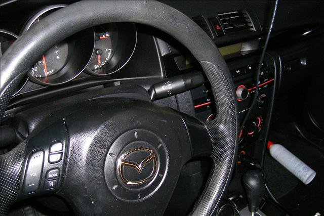 Mazda 3 2006 photo 1