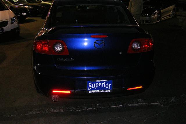 Mazda 3 2006 photo 2