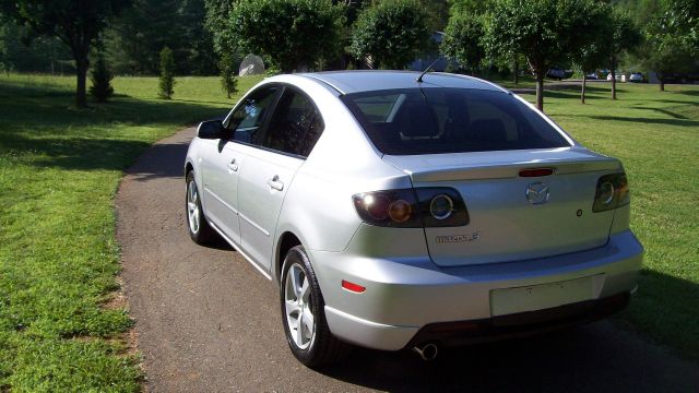 Mazda 3 2006 photo 3