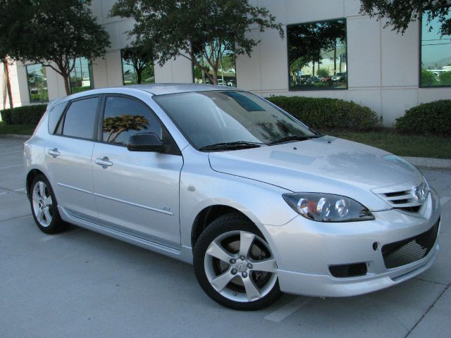 Mazda 3 LT W/3.9l Hatchback