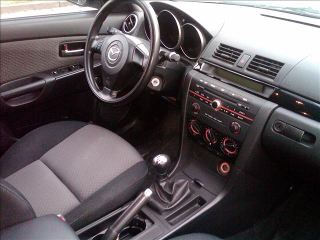 Mazda 3 2006 photo 3