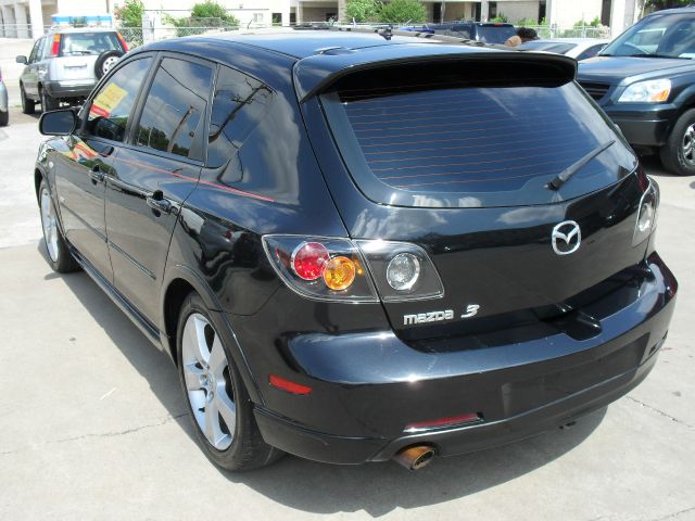 Mazda 3 LT W/3.9l Hatchback