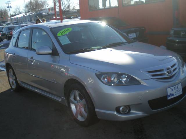 Mazda 3 2006 photo 2