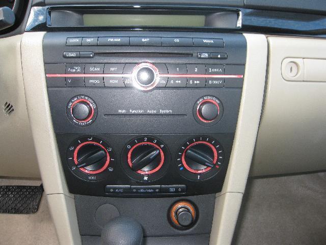 Mazda 3 2006 photo 3