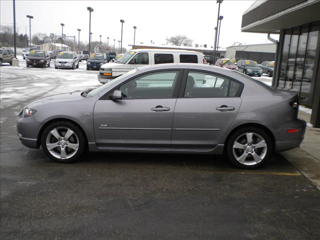 Mazda 3 XR Sedan