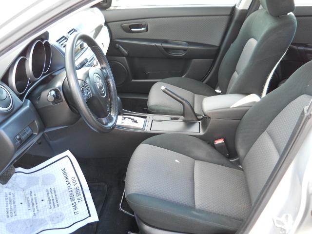 Mazda 3 2006 photo 2