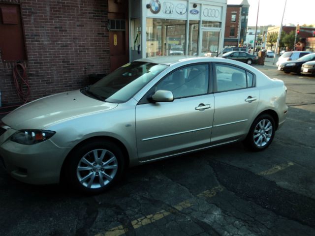 Mazda 3 Supercharged 4x4 SUV Sedan