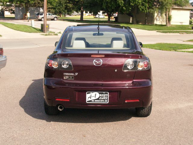 Mazda 3 Supercharged 4x4 SUV Sedan