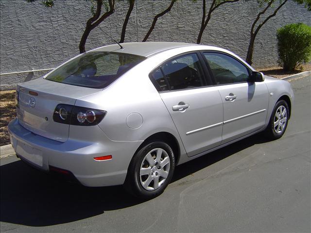 Mazda 3 2008 photo 2