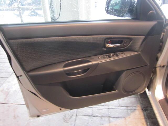Mazda 3 2009 photo 3