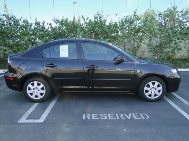 Mazda 3 2009 photo 2