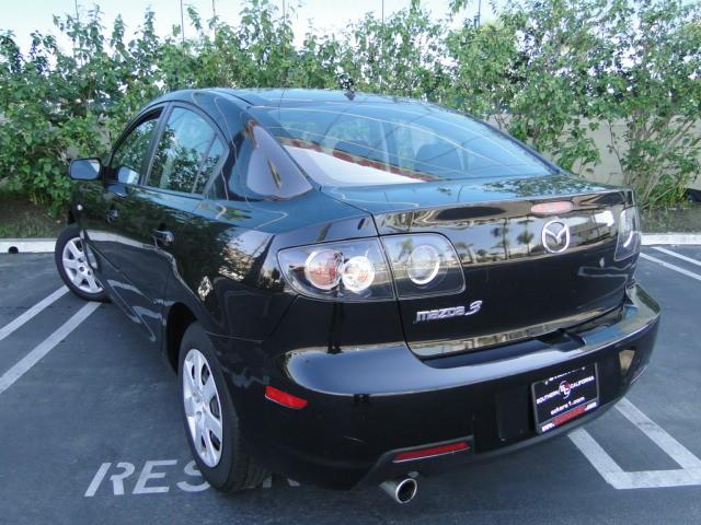 Mazda 3 2009 photo 3