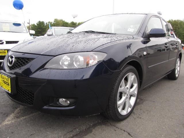 Mazda 3 STEP SIDE Z71 Sedan