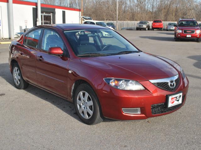 Mazda 3 STEP SIDE Z71 Sedan