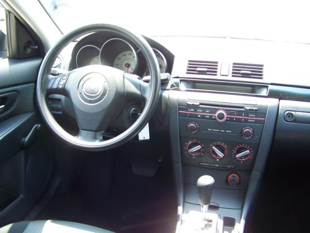 Mazda 3 2009 photo 3
