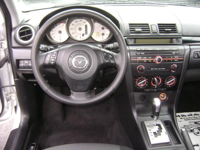 Mazda 3 2009 photo 3