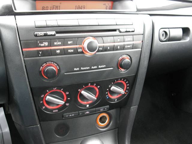 Mazda 3 2009 photo 4
