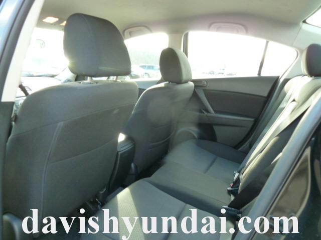 Mazda 3 2010 photo 3