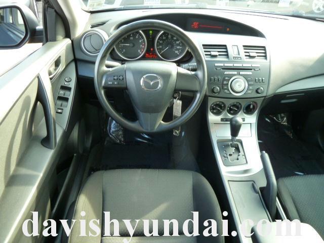 Mazda 3 2010 photo 4