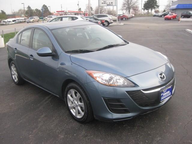 Mazda 3 Unknown Sedan
