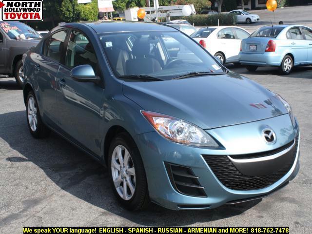 Mazda 3 2010 photo 2