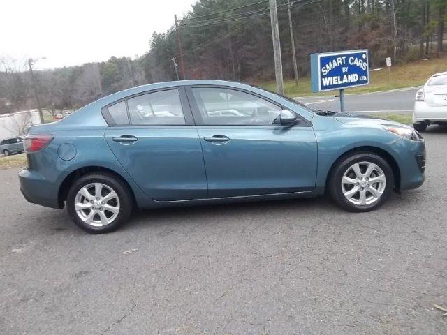 Mazda 3 2010 photo 1