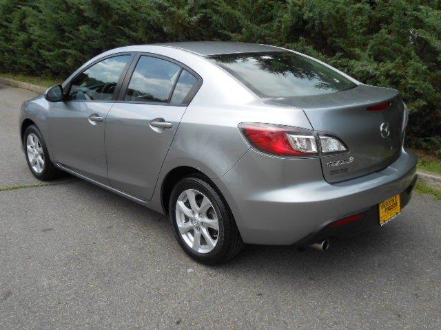 Mazda 3 2010 photo 2