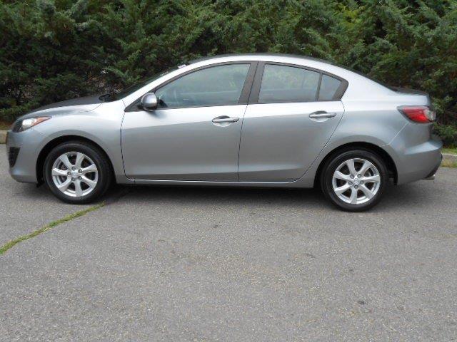 Mazda 3 2010 photo 3