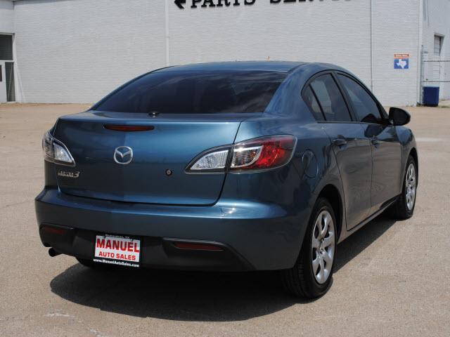 Mazda 3 2010 photo 2
