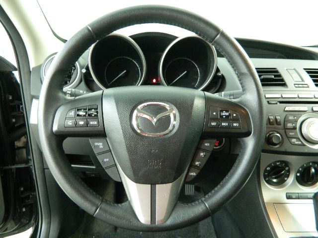 Mazda 3 2010 photo 11