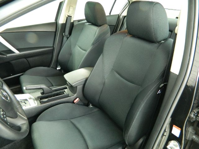 Mazda 3 2010 photo 3