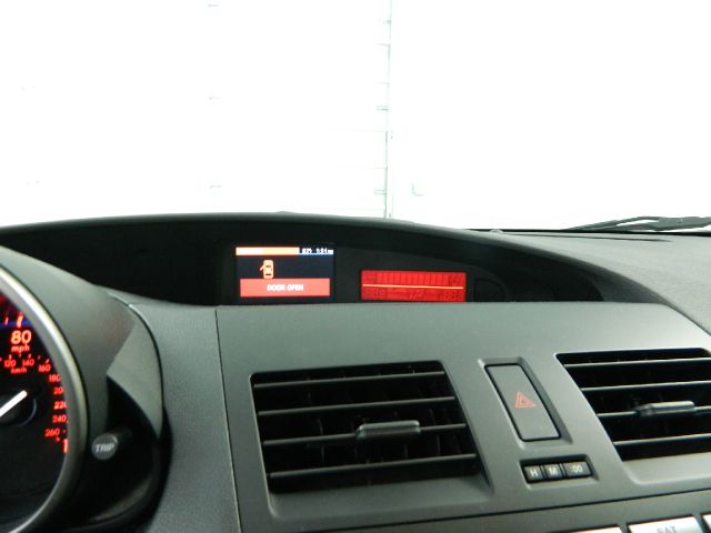 Mazda 3 2010 photo 4