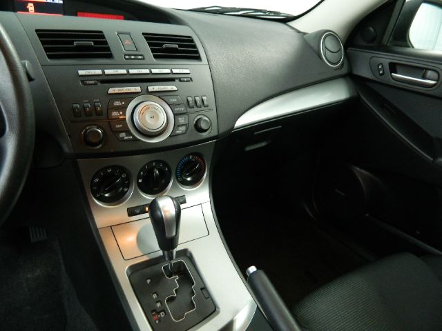 Mazda 3 2010 photo 7