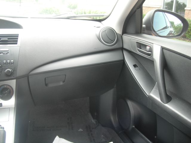 Mazda 3 2010 photo 26