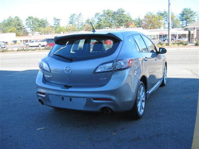 Mazda 3 2010 photo 4