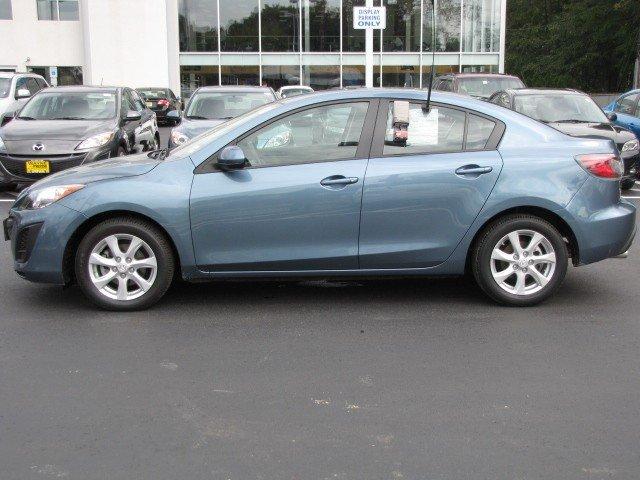 Mazda 3 2010 photo 1