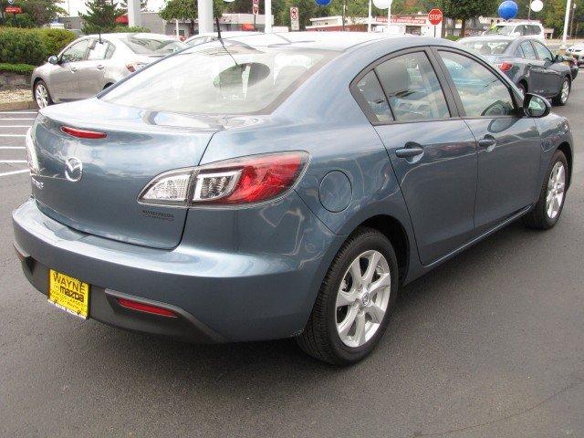Mazda 3 2010 photo 4