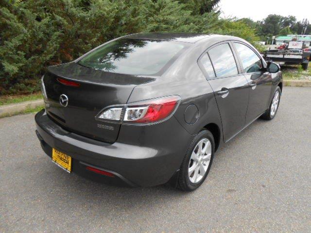 Mazda 3 2010 photo 3