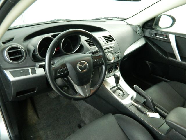 Mazda 3 2010 photo 9