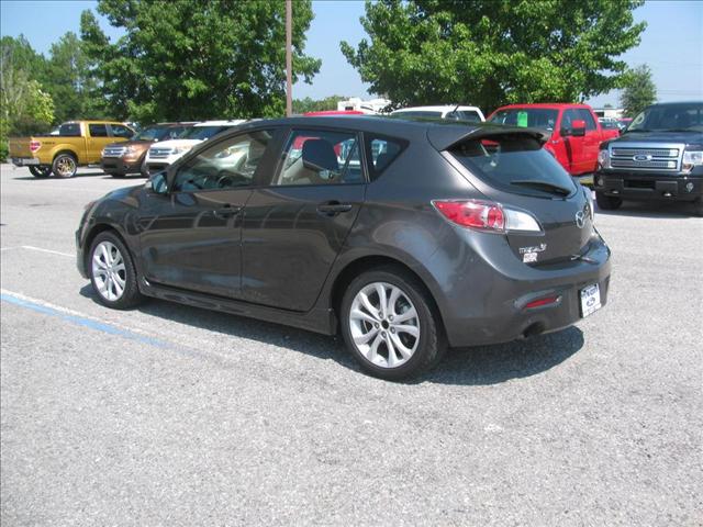Mazda 3 2010 photo 1