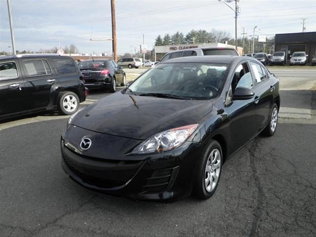 Mazda 3 2011 photo 1