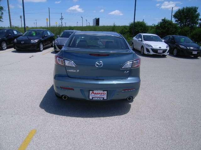 Mazda 3 2011 photo 5