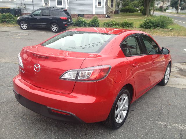 Mazda 3 2011 photo 1