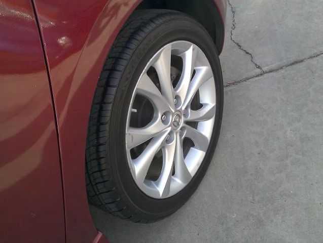 Mazda 3 2011 photo 1