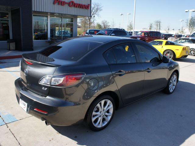 Mazda 3 2011 photo 3